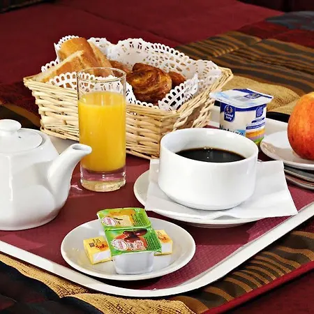 Citotel Le Plat D'etain Hotel 2*